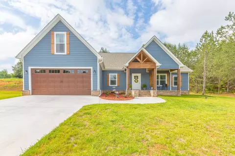 116 E Madison St, Chatsworth, GA 30705
