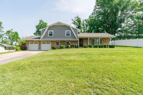 8269 Clipper Dr, Chattanooga, TN 37421