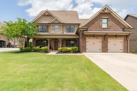 7914 Hampton Cove Dr, Ooltewah, TN 37363