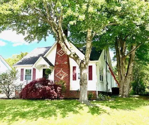 1350 Highland Ave NW, Cleveland, TN 37311