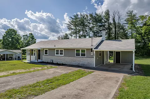 406 W Farrell St, Niota, TN 37826