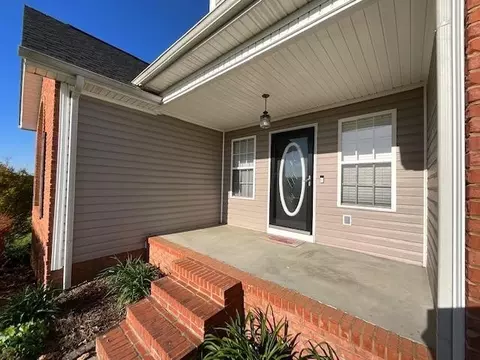 211 Bent Tree Dr, Ringgold, GA 30736 photo 2