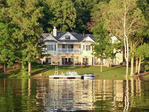3661 Tomahawk Hill Rd, Morristown, TN 37814
