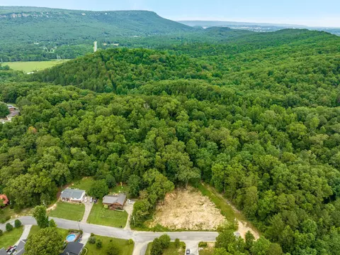 197 Fox Run Cir, Flintstone, GA 30725