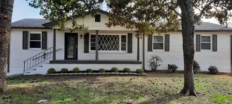 928 Ogrady Dr, Chattanooga, TN 37419
