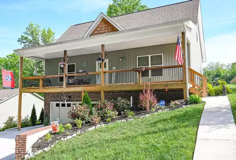 135 Surrey Ln NE, Cleveland, TN 37312