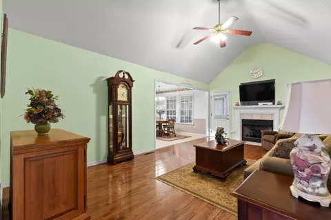 381 Bluff View Dr, Ringgold, GA 30736 photo 8