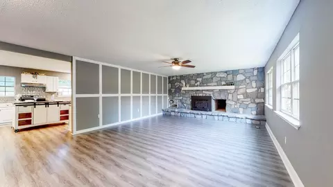 194 Ash Ln, Rock Spring, GA 30739 photo 4