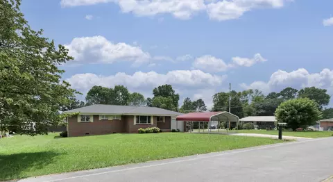 6 Phillips Dr, Fort Oglethorpe, GA 30742 photo 2