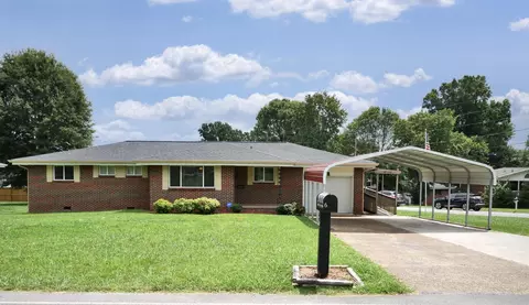 6 Phillips Dr, Fort Oglethorpe, GA 30742 photo 1