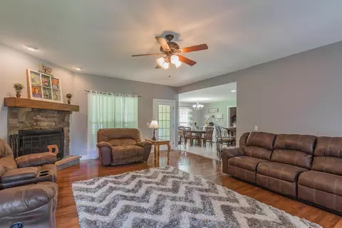 1025 Durham St, Dalton, GA 30721 photo 6