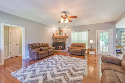 1025 Durham St, Dalton, GA 30721 photo 5