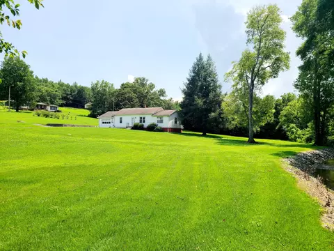 298 E Georgia Ave, Whitwell, TN 37397