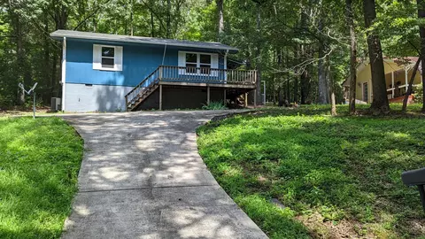 245 Sharp St, Whitwell, TN 37397 photo 2