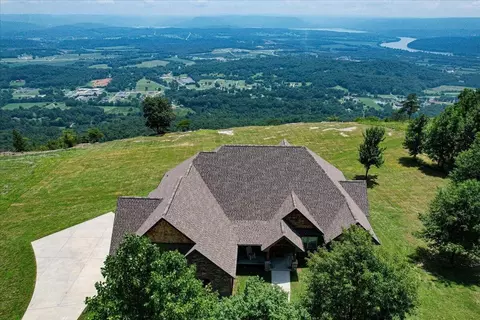 130 Hovering Hawk Dr, Jasper, TN 37347 photo 4