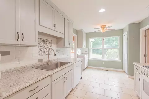 24 Easy St, Ringgold, GA 30736 photo 17