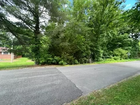 355 Ocoee Cir, Ocoee, TN 37361 photo 8