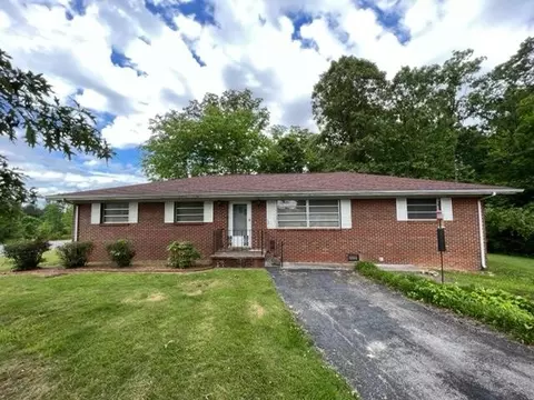 355 Ocoee Cir, Ocoee, TN 37361 photo 2