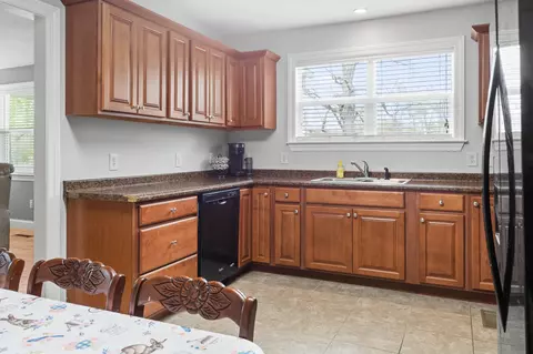 6246 E Brainerd Rd, Chattanooga, TN 37421 photo 12