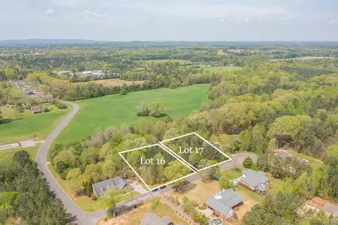17 Wynchase Ln, Chatsworth, GA 30705