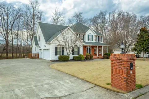 8462 Streamside Dr, Ooltewah, TN 37363 photo 5