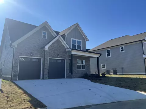 5019 NW Solar Ln #4, Cleveland, TN 37312