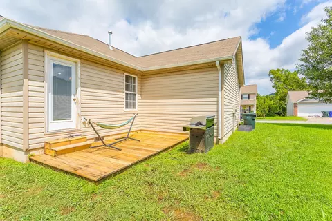 44 Lodgestone Dr, Ringgold, GA 30736 photo 3