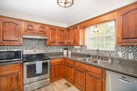 9042 Bramlett Rd, Harrison, TN 37341 photo 12