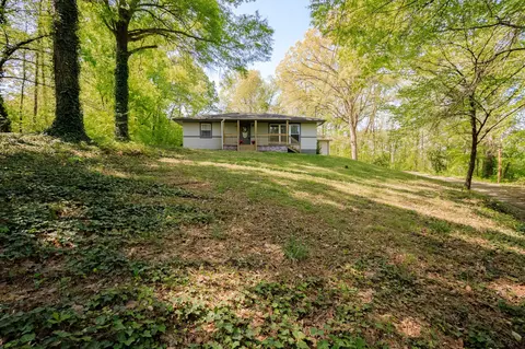 489 Crest Dr, Ringgold, GA 30736 photo 1
