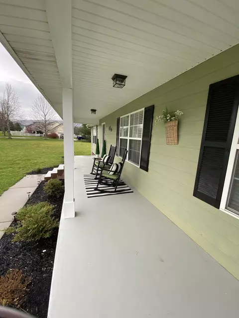 1018 Neal Rd, Dunlap, TN 37327 photo 2