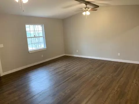 87 Creeks Bend Dr, Ringgold, GA 30736 photo 4