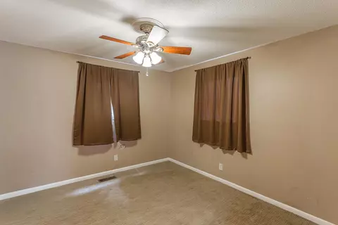 1485 Threadmill Rd, Dalton, GA 30720 photo 9