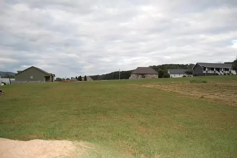 37 Hearthstone Dr, Dunlap, TN 37327