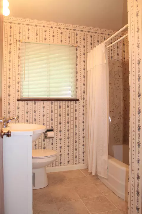 1420 Cloverdale Cir, Hixson, TN 37343 photo 8