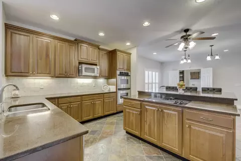 65 N Pointe Rd, Ringgold, GA 30736 photo 9