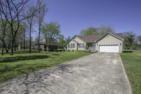 38 Beaver Rd, Fort Oglethorpe, GA 30742 photo 2
