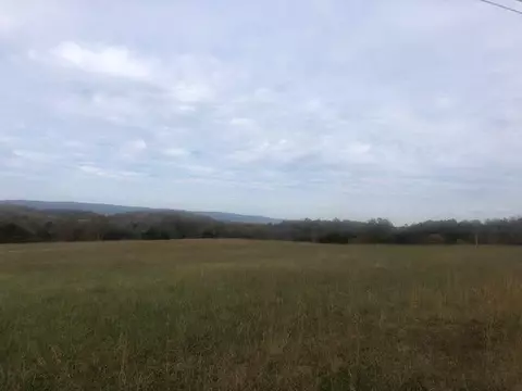 9693 E Valley Rd, Dunlap, TN 37327 photo 2