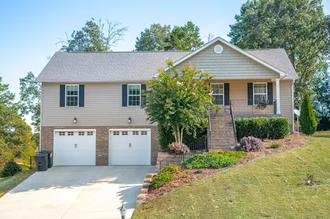 7055 Maple Leaf Ln, Harrison, TN 37341 photo 1