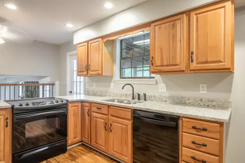 75 Robert E Lee Dr, Ringgold, GA 30736 photo 5