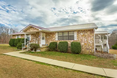 948 Vineyard Point Rd, Sequatchie, TN 37374 photo 2