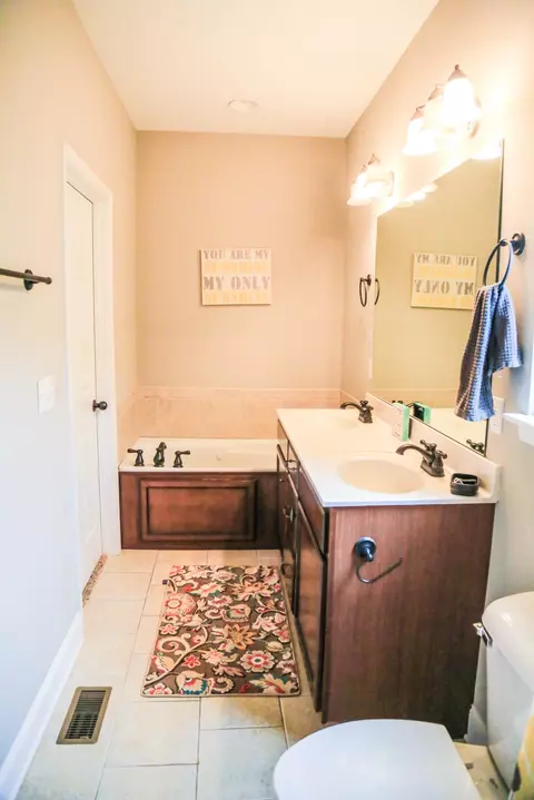 870 Windrush Loop, Chattanooga, TN 37421 photo 10