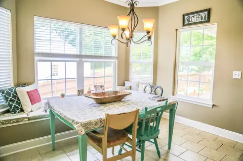 870 Windrush Loop, Chattanooga, TN 37421 photo 4