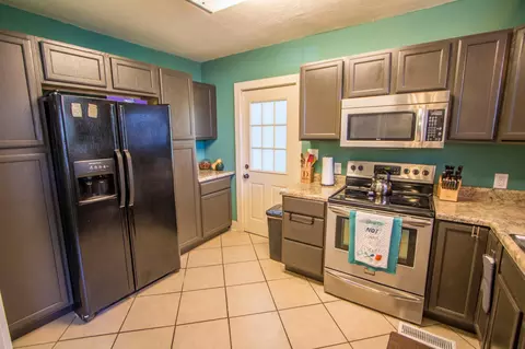 6228 E Brainerd Rd, Chattanooga, TN 37421 photo 4