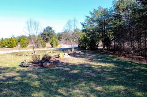 170 Chesadu Cir, South Pittsburg, TN 37380 photo 5