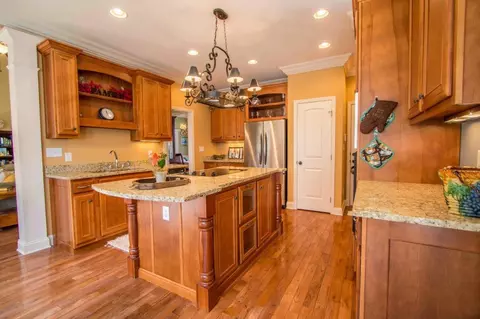 7828 Tranquility Dr, Ooltewah, TN 37363 photo 9