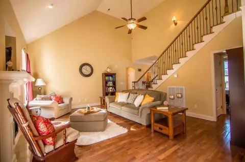 7828 Tranquility Dr, Ooltewah, TN 37363 photo 3