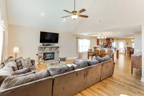 752 Soaring Eagle Cir, Hixson, TN 37343 photo 10