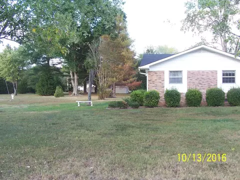 1613 Eagle Dr, Hixson, TN 37343 photo 3