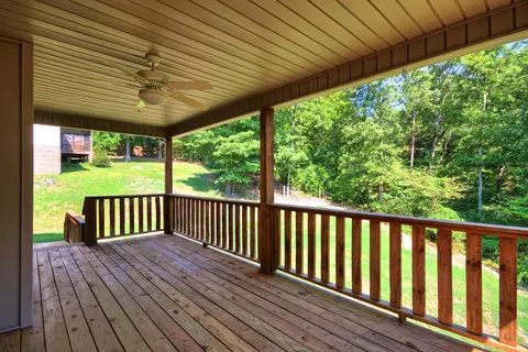 166 Sutton Dr, Ringgold, GA 30736 photo 9