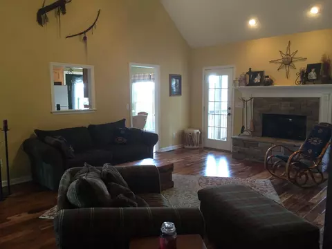 715 Cardinal Rd, Ringgold, GA 30736 photo 4